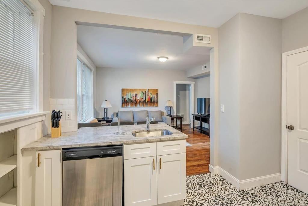 Вилла Beautiful Tower Grove Unit Recently Renovated 2S Richmond Heights Экстерьер фото